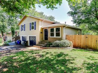 828 N Hamilton St, Olathe, KS 66061