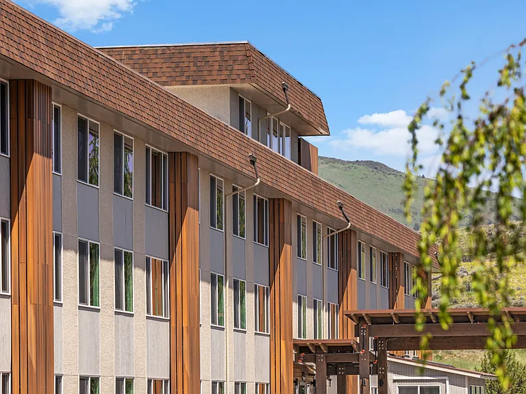Shasta Place Apartments — Photo 7