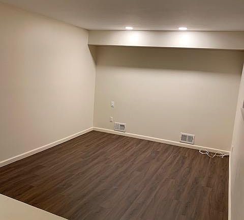 2nd image of 102 Russek Dr
