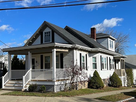 2nd image of 276 Mount Pleasant St