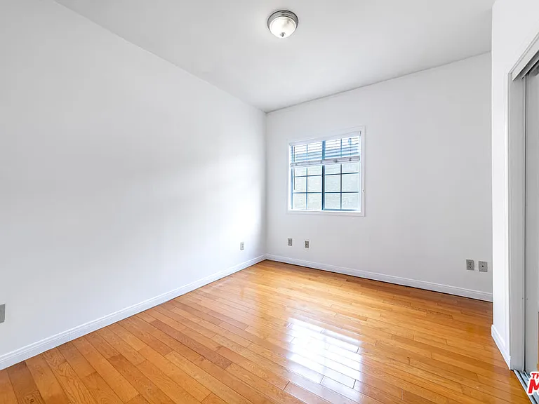 832 S Catalina St — Photo 20