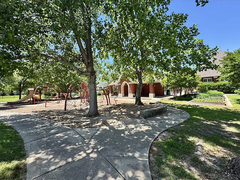 4409 Whitmere Ct — Photo 37
