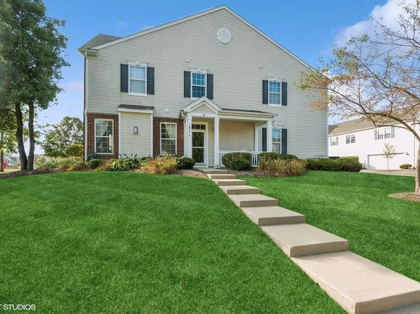 1851 Havens Dr #1851, Woodstock, IL 60098