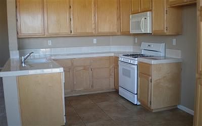 4th image of 7986 Wente Way