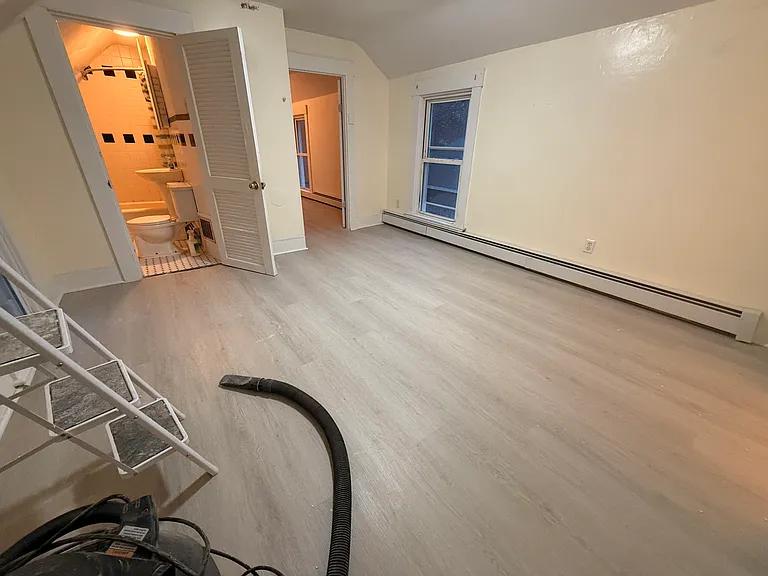95 Bridge St #1S — Photo 4
