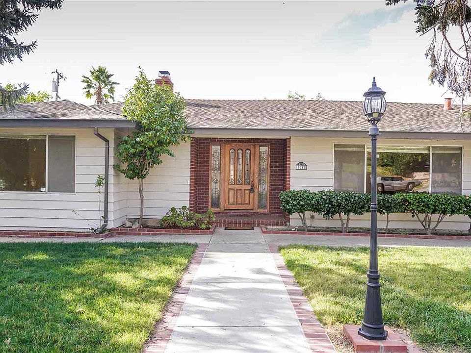 1st image of 1041 Vista Oak