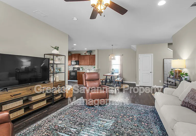 153 Hamilton Grove Dr — Photo 9