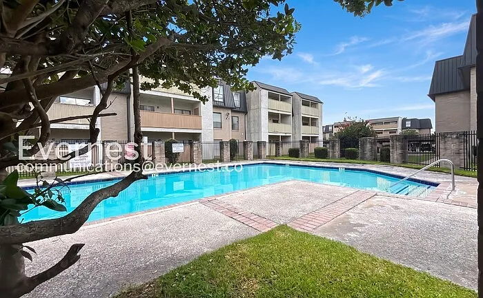 8421 Hearth Dr #35 — Photo 20