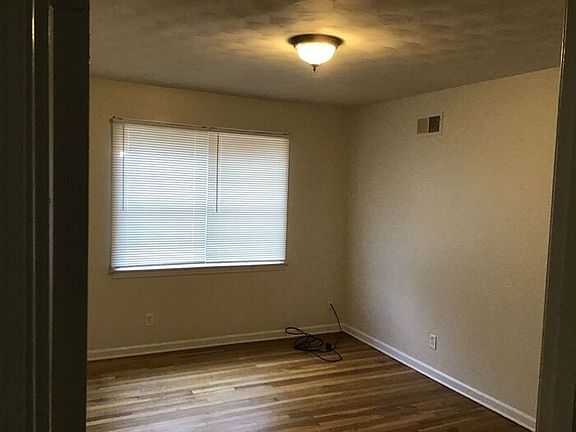 3rd image of 3493 Coffee Dr