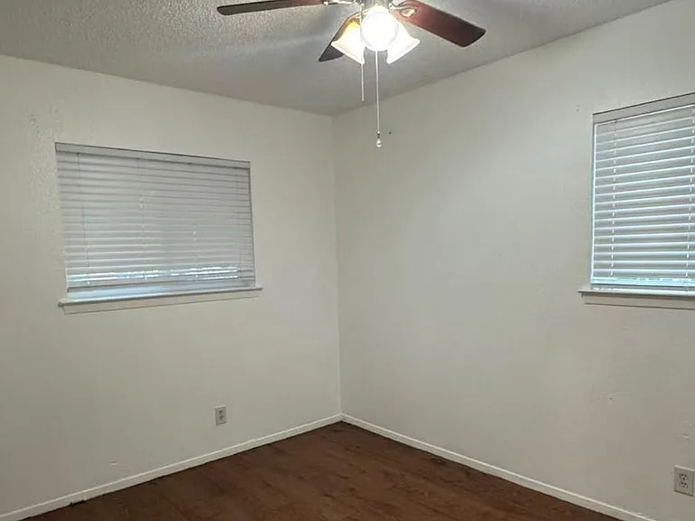 6400 Vioitha Dr #A — Photo 8