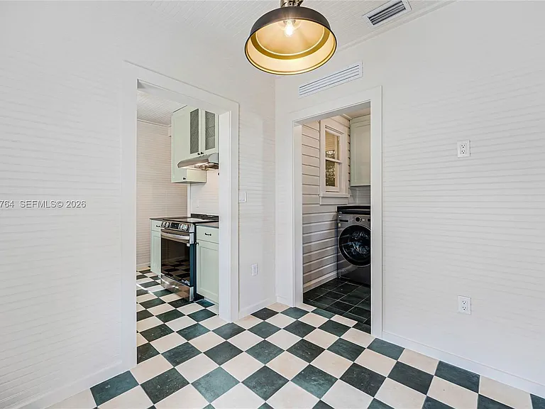 3826 Oak Ave — Photo 4