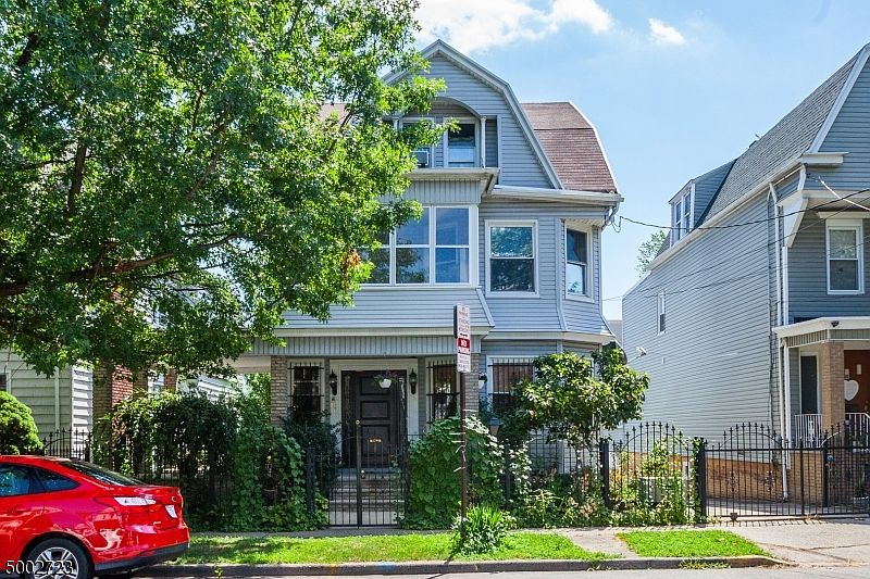 1st image of 711-713 Clifton Ave