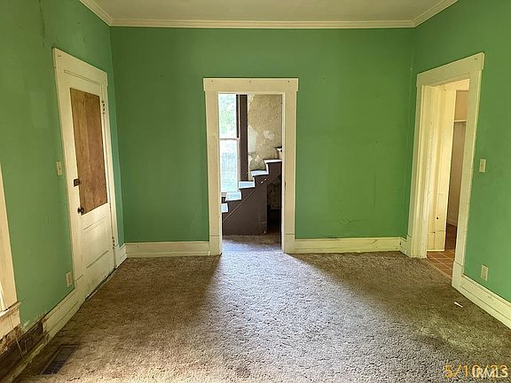5th image of 209 W Brummitt St