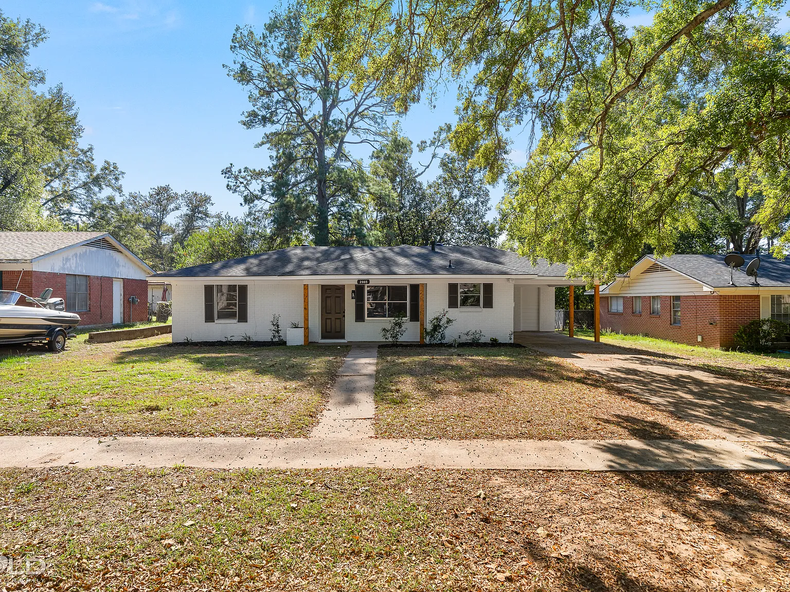 3 bed, 1856 sqft, $1,600 — Photo 2