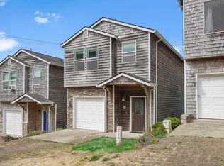 260 Hillsdale St W, Tillamook, OR