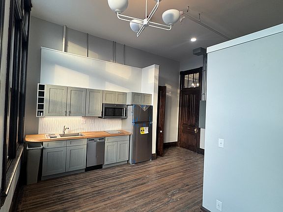2nd image of 219 N Main St #G