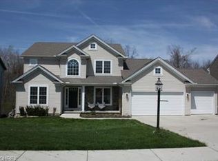 3943 Encell Dr, Akron, OH 44321