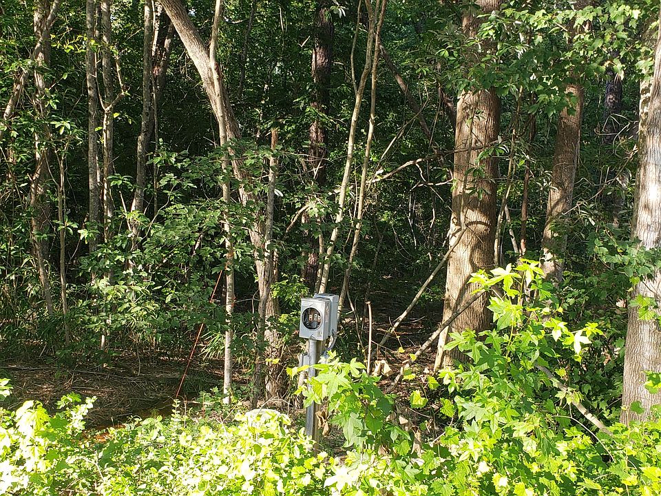 1st image of 265 Kingswood Cir
