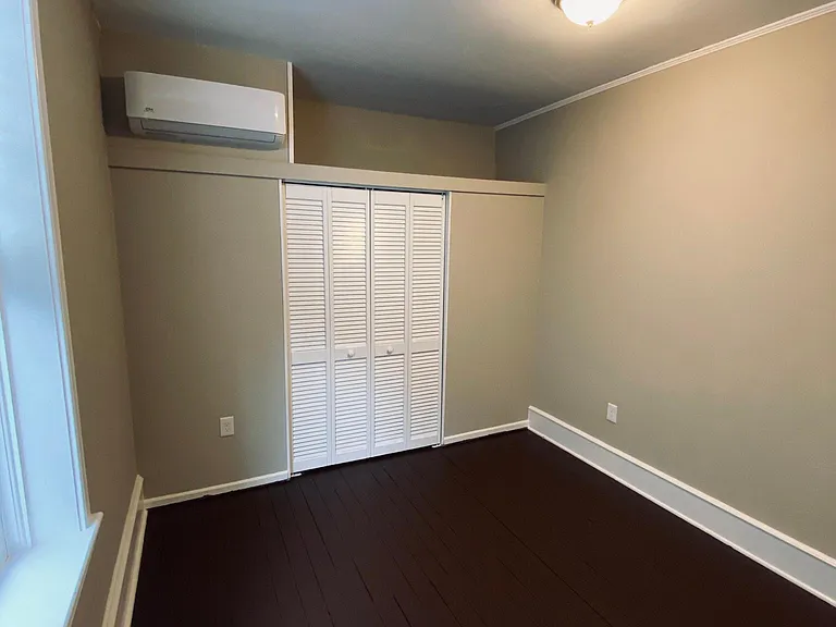 348 S Market St #1 — Photo 8