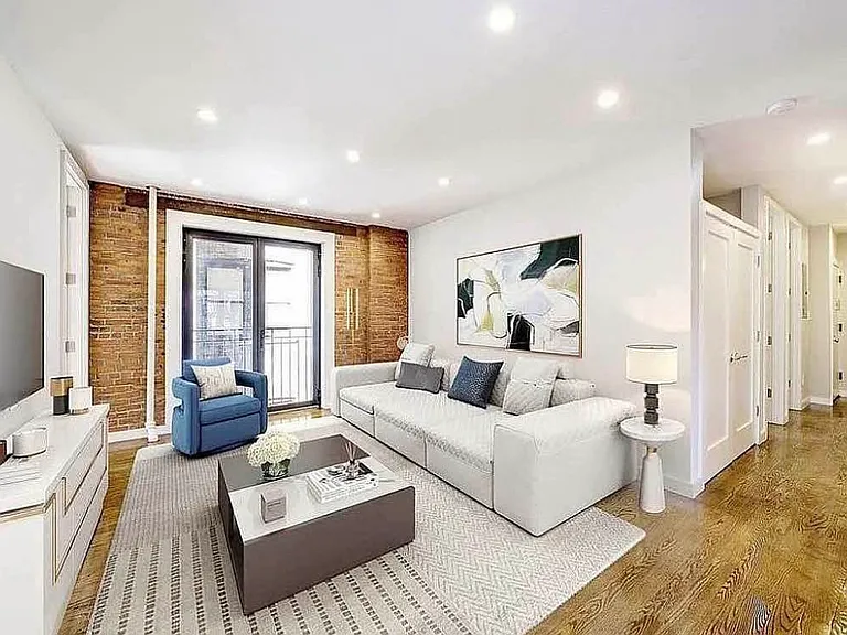 332 E 19th St #3S — Photo 1