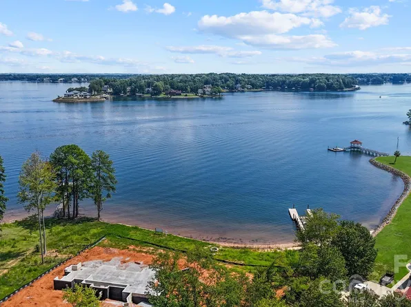 7928 Pine Cove Ln, Denver, NC 28037