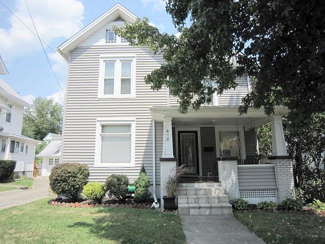1st image of 418 W Main St