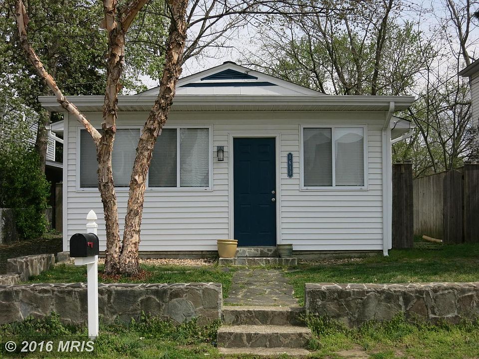 1st image of 1613 Bishop Rd