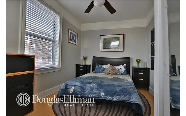 Sold by Douglas Elliman | media 21