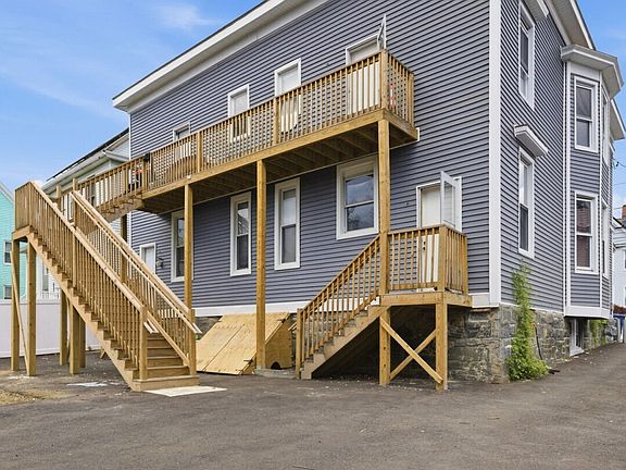 4th image of 100 Putnam Street