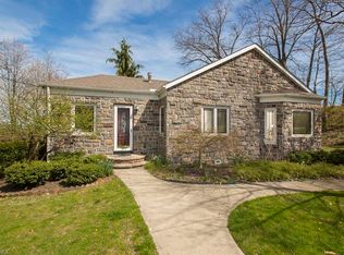 22660 Breezevale Cv, Rocky River, OH 44116