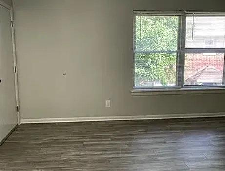 1 bed, 650 sqft, $995 — Photo 2
