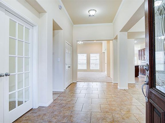 4th image of 5022 Crystal Bluff Ct