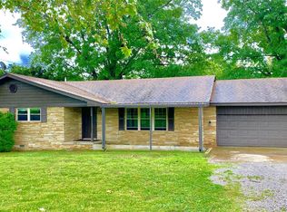 2401 Holly Rd, Claremore, OK 74017