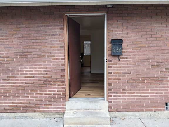 2nd image of 636 E Hollywood Ave