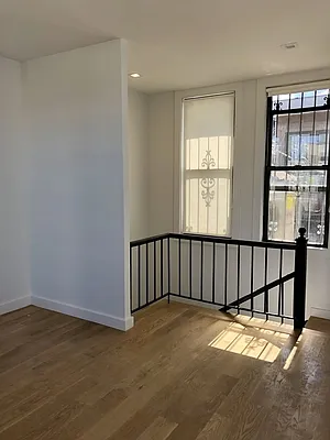 Rented by REAL New York | media 18