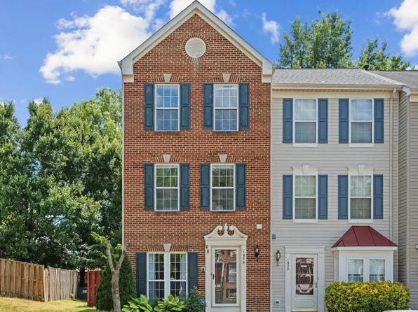 1973 Teasel Ct, Woodbridge, VA 22192