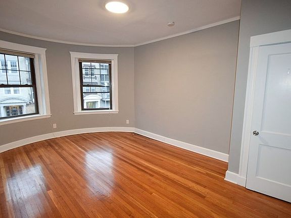 5th image of 48 Englewood Ave #2F
