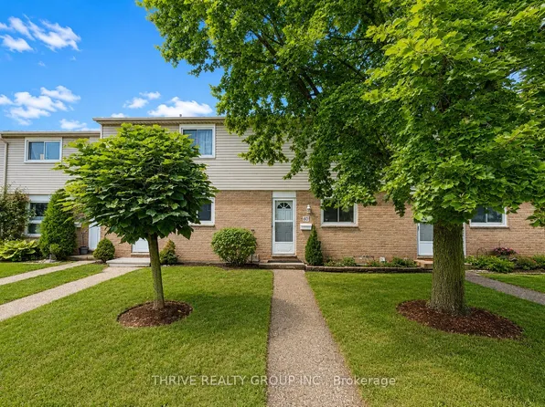 40 Tiffany Dr #60, London, ON N5V 3N3