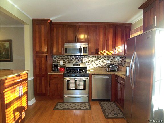 3rd image of 40 Harding Parkway