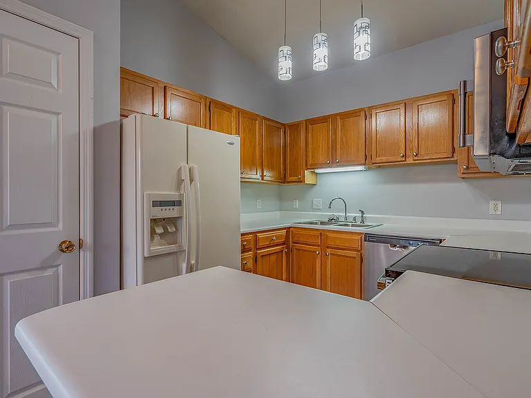 2234 Hickory Manor Way — Photo 17