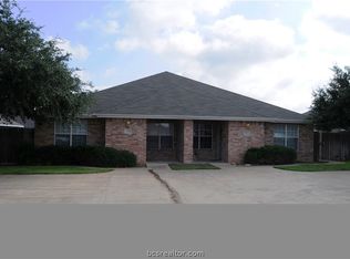 2339 Pronghorn Ln, College Station, TX 77845