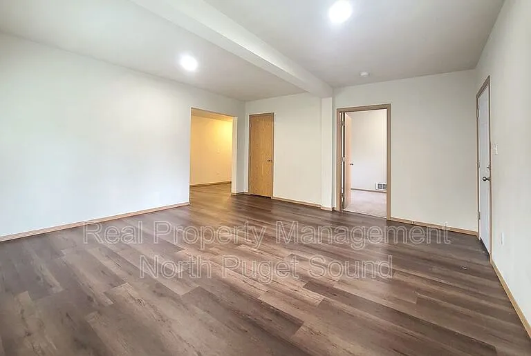 4131 104th St NE — Photo 3
