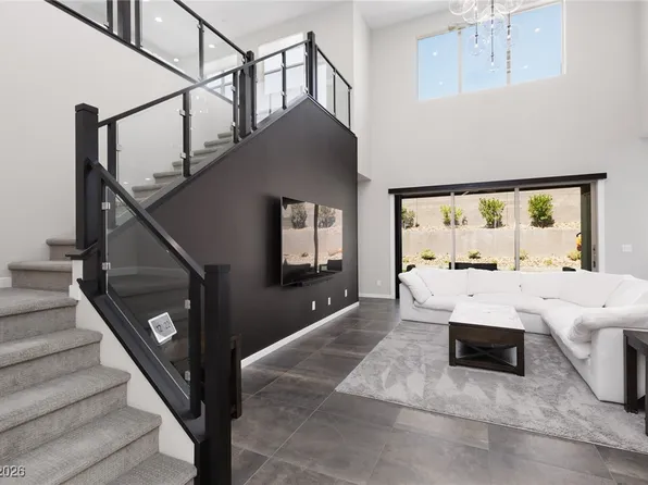 379 Malpaso St, Las Vegas, NV 89138