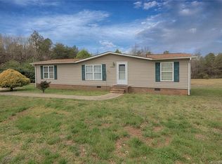 1268 Alexis High Shoals Rd, Dallas, NC 28034