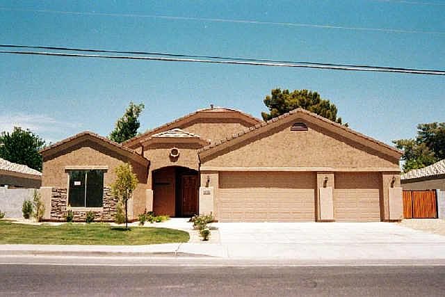 1st image of 6711 N 15TH Avenue