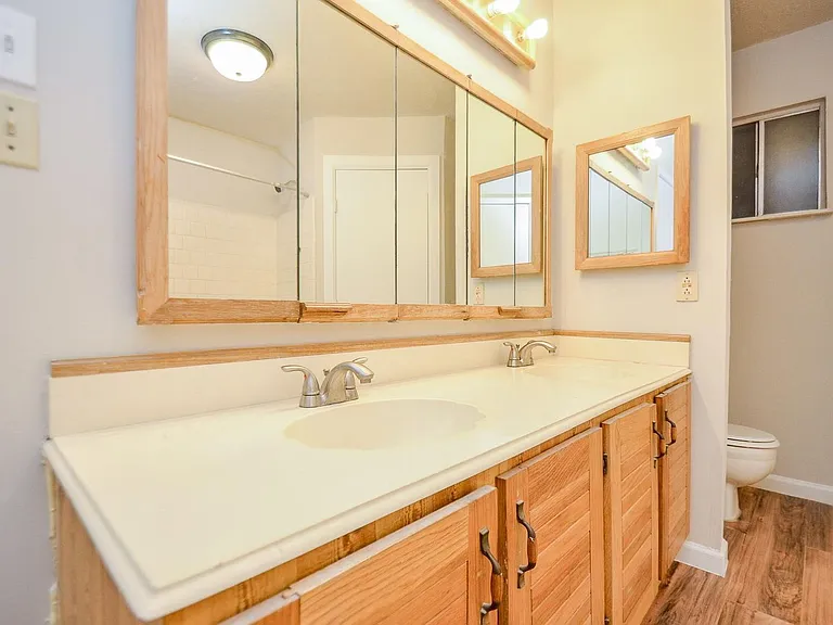 7623 Kite Hill Dr — Photo 23