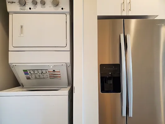 Studio, 381 sqft, $1,249 — Photo 2