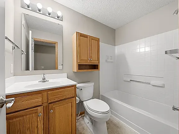 13872 Autumnwood Ct — Photo 9