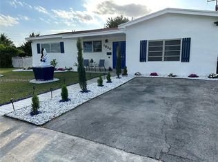 1820 SW 97th Pl, Miami, FL 33165