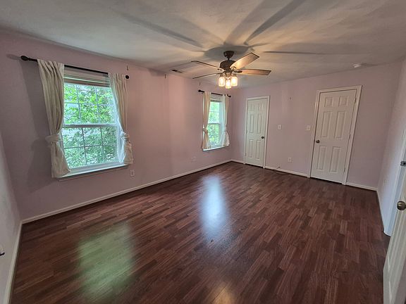 5th image of 4011 Bowdens Ferry Rd
